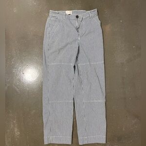 Women’s loose fit striped pants